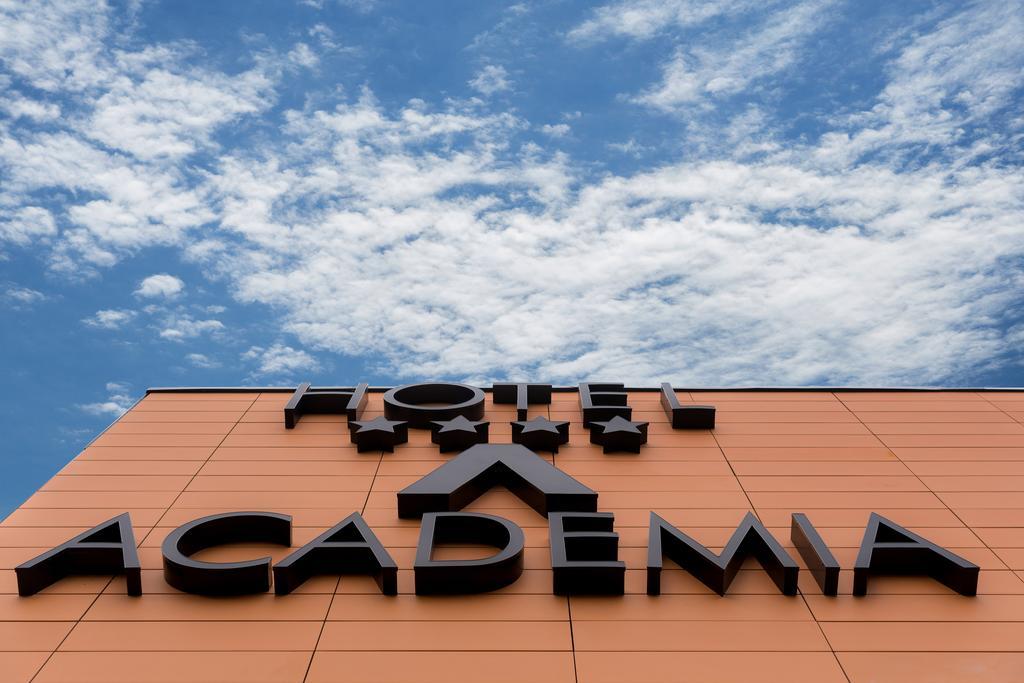 Academia Hotel 4*