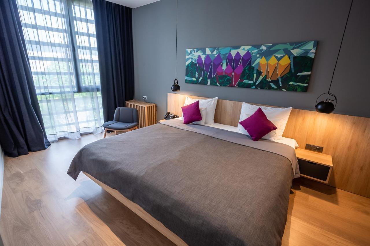 Academia Hotel 4*